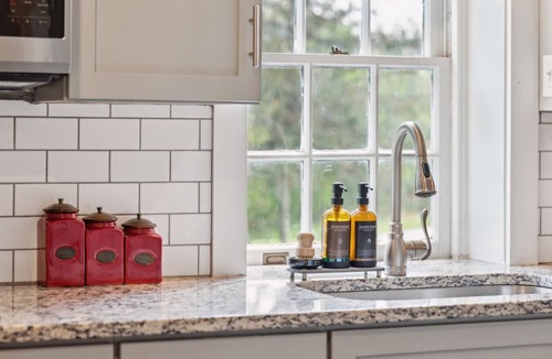 Rising Sun Apartment | The Charming Nest on an Amish Equestrian Farm