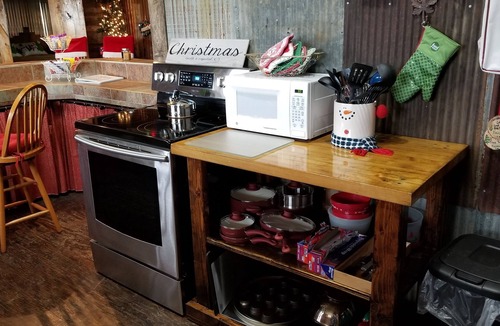 Cecil Cabin | The Christmas Cabin at Christmas Tree Lane a real farm! Hallmark experience!
