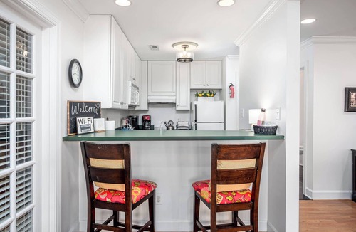Chapel Hill House | The Clubhouse Hideaway