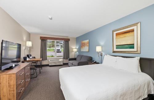 River Falls Hotel | The Commerce, Trademark Collection by Wyndham