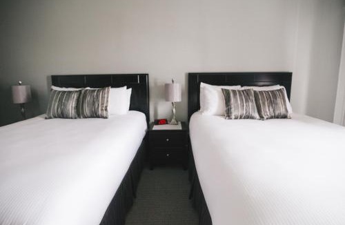 Centerville Hotel | The Continental Hotel