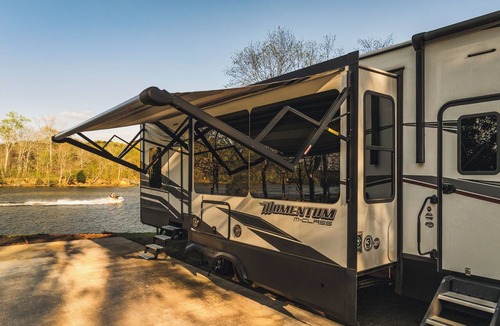 Gadsden House | The Coosa Nova at River Rocks Landing