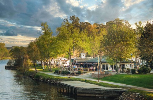 Gadsden House | The Coosa Nova at River Rocks Landing