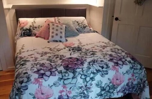 Orange House | The Cottage At Liberty Mill. Pets allowed