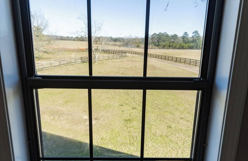 Eclectic House | The Country Hideaway with private in-ground pool