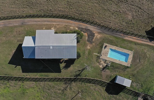 Eclectic House | The Country Hideaway with private in-ground pool