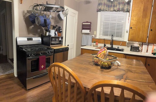 Crofton House | The Cozy Cottage in Crofton,NE 3+ bed, 1.5 bath has everything you need