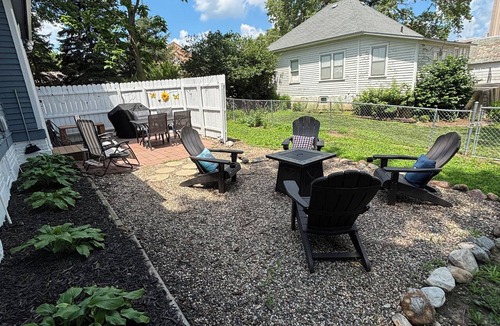 Crofton House | The Cozy Cottage in Crofton,NE 3+ bed, 1.5 bath has everything you need