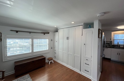 Gold Coast Cottage | The Cozy Seahorse Cottage, a few steps to the beach!