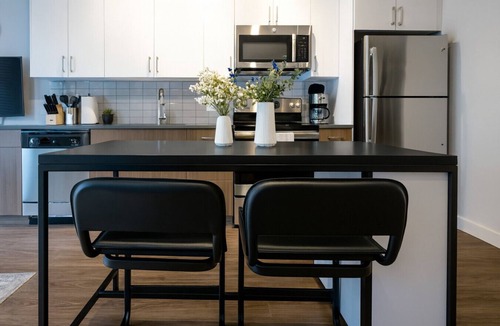Five Points South Apartment | The Downtown Gem | Modern Luxe Escape 2