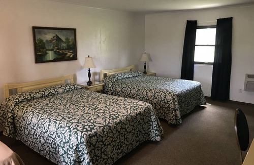 Pratt Hotel | The Evergreen Inn - Motel and RV Park