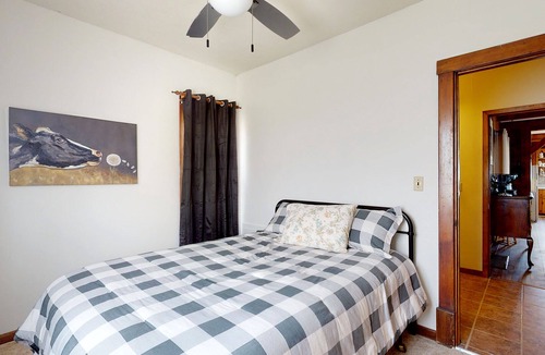 Johnson County House | The Farmhouse - A True Country getaway on 40 acres!