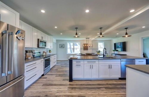 Milton Other | The Field House - Ideal For Multiple Families