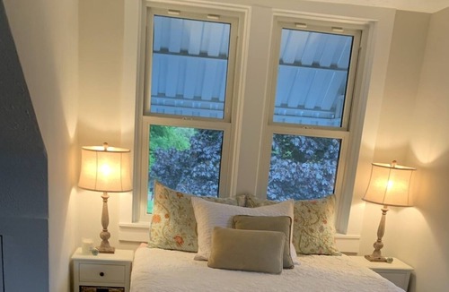 Winchester Cottage | The Full-of-Grace Place! Minutes from Old-town Winchester