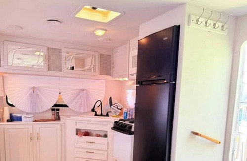 Long Branch House | The Glamper