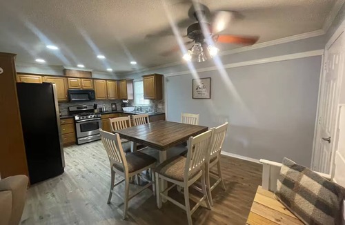 Youngsville House | The Glenmore get away