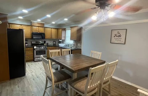 Youngsville House | The Glenmore get away