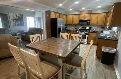 Youngsville House | The Glenmore get away