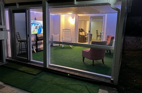 Reisterstown Apartment | The Grace Suite - it's cute