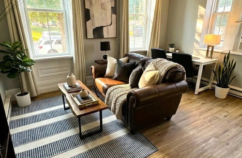 Wilmington Apartment | The Grayson at Park Place - Historic Charm Meets Modern Comfort