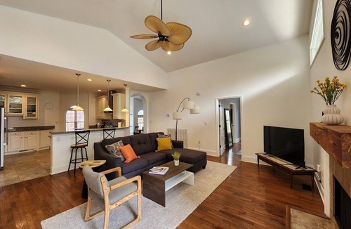 Huntsville House | The Green Oasis Near Providence, Mid City