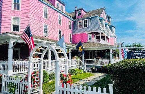 Avon Hotel | The Grenville Hotel and Restaurant