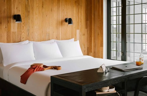 Gowanus Hotel | The Industrialist Hotel Brooklyn