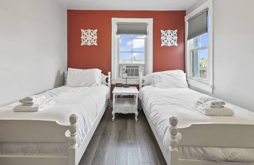 Ocean Grove Bed & Breakfast | The Inn at Ocean Grove - Vermont