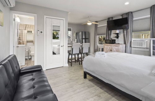 Ocean Grove Bed & Breakfast | The Inn at Ocean Grove - Summer Cottage A