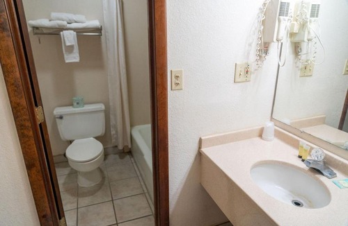 Osceola Hotel | The Jeffreys Hotel Extended Stay