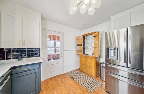 Turner Park House | The Jimi Hendrix Experience