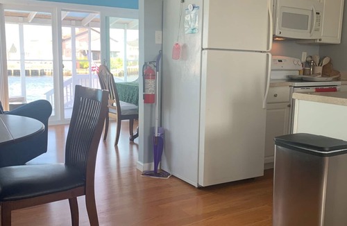 Beach Haven West House | The KAS. Wide Lagoon Water Views. New dock. Outdoor shower