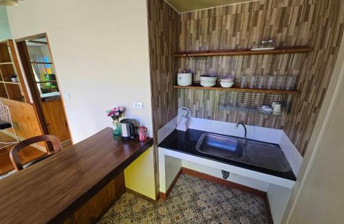 Mittaphap House | The Leaf Pool Villa Resort