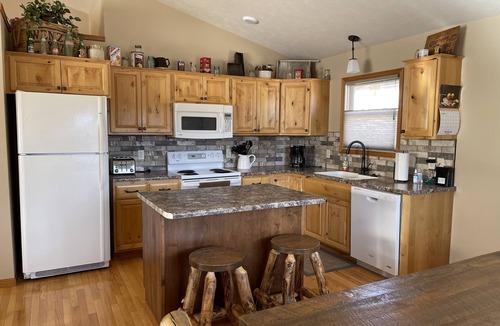 Hill City House | The Lodge at Hill City in the heart of the Black Hills