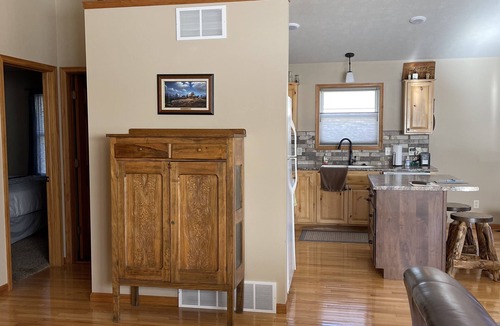 Hill City House | The Lodge at Hill City in the heart of the Black Hills