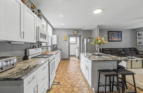 Atlantic City House | The Lucky Stars House - Walk to the Beach and Boardwalk
