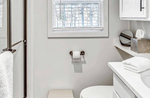 Tracy City House | The Mini Pearl at The Retreat at Water's Edge