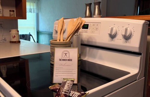 Shullsburg Cottage | The Minor House - A Cozy Stay in Shullsburg WI