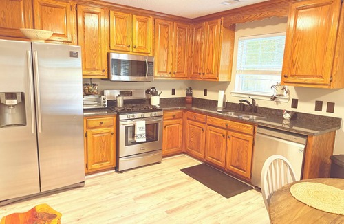 Ranger House | The Nest - Cozy Mountain Getaway Near Ellijay w/Huge Game Room. Private hikes!