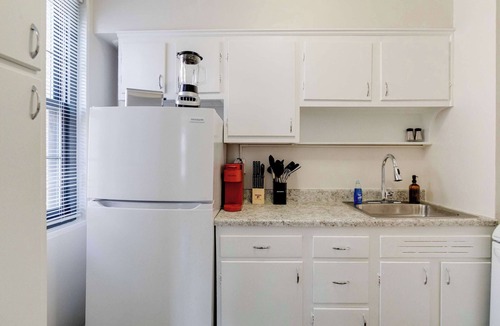Downtown Baltimore Apartment | The Nevermore Corner Apartment
