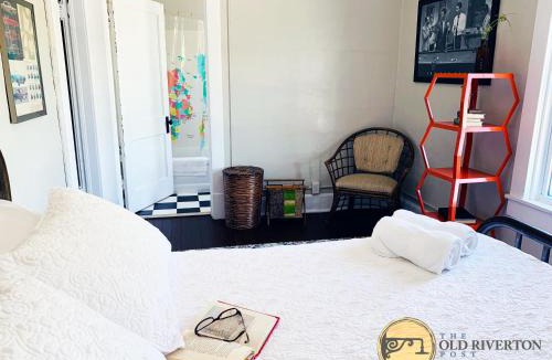 Riverton Apartment | The Old Riverton Post on Route 66
