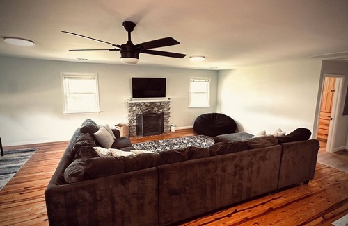 Fairland House | The Overlook at Hidden Cove