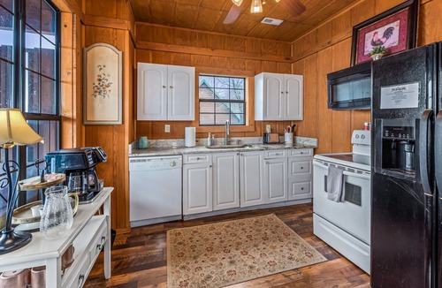 Valley Head Cabin | The Overlook at Mentone-hot tub + amazing view + fire pit