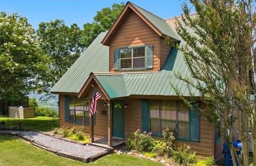 Valley Head Cabin | The Overlook at Mentone-hot tub + amazing view + fire pit