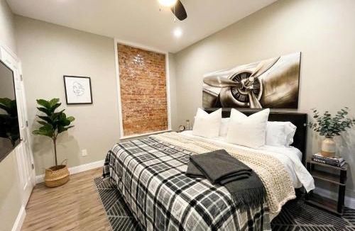 Wilmington Apartment | The Penthouse at Park Place King bed fast WIFI and free coffee