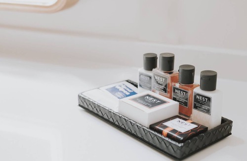 Downtown Omaha Hotel | The Peregrine Omaha Downtown, Curio Collection by Hilton