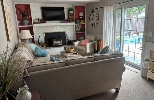 Elkhorn House | The perfect poolside getaway to spend your College World Series experience.
