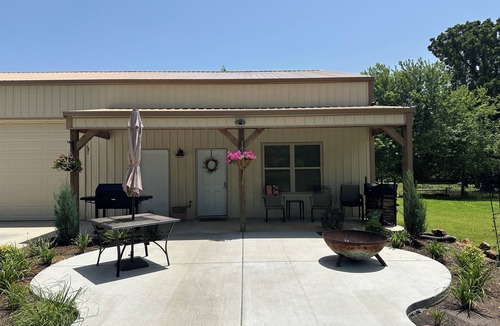 Tahlequah Apartment | The perfect, quiet hideaway! Spacious 1-bedroom with all the amenities of home.