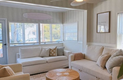 Old Town House | The Pink Somer, your Jersey-Shore memory maker