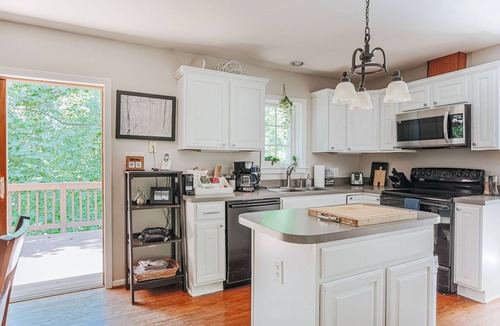 Linden Cabin | The Pond Cabin